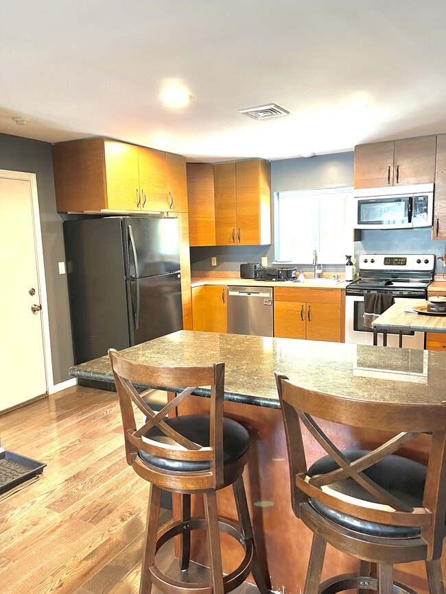 Building Photo - 5455 N Main St