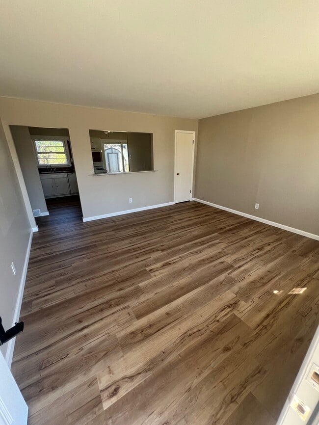 Foto del edificio - 11121 Florence Ave