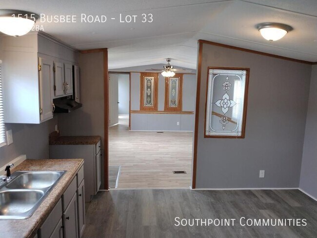 Building Photo - 1515 Busbee Rd