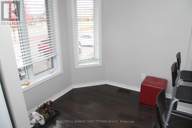 Building Photo - 56 Beaucache Private
