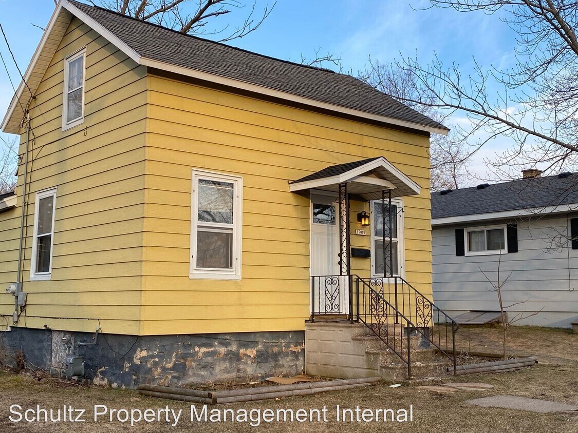 Primary Photo - 3 br, 1 bath House - 1909 Prairie Street