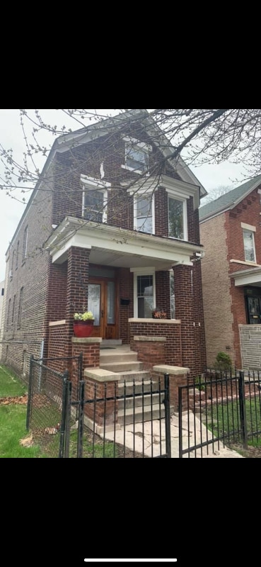 Photo - 8331 S South Shore Dr (Chicago, IL)