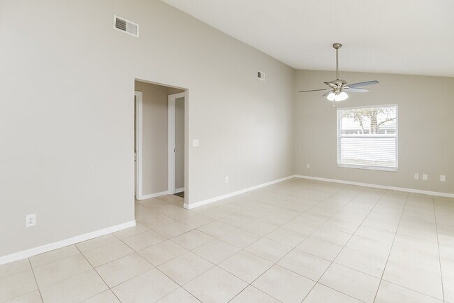 Building Photo - 3832 Peace Pipe Dr