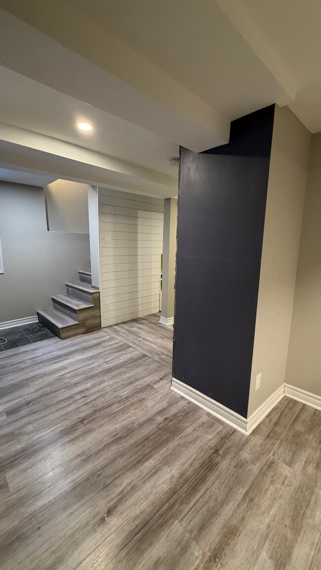 Building Photo - 135 Hawthorne Ave