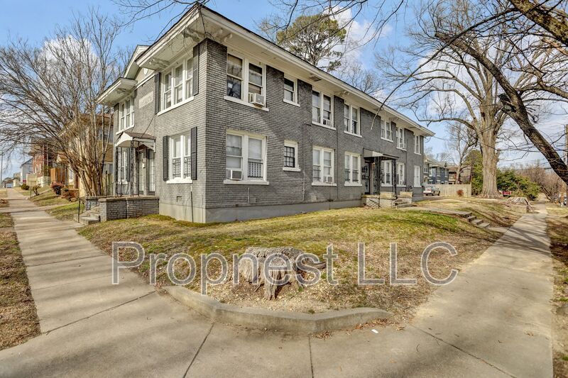 Foto principal - 195 Hawthorne St