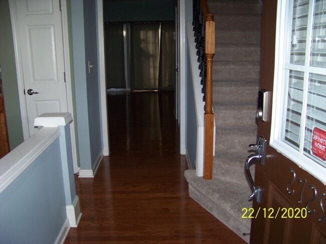 Building Photo - 2729 Deerwood Ln