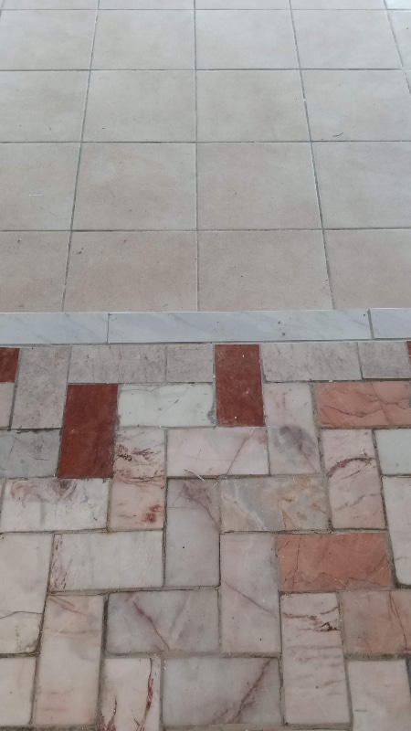 Photo - 230 Schmeltzer Ln House