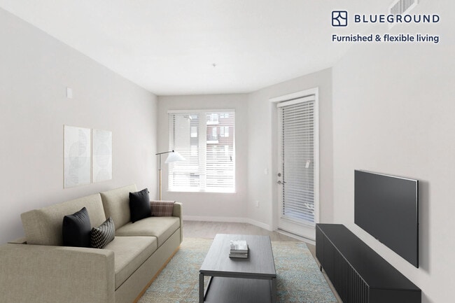 Building Photo - 6301 Shellmound St