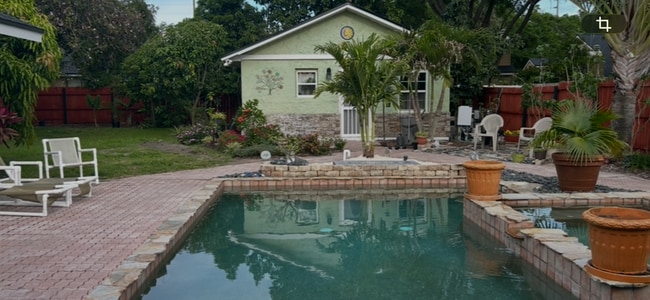 Building Photo - 8115 Jozee Cir