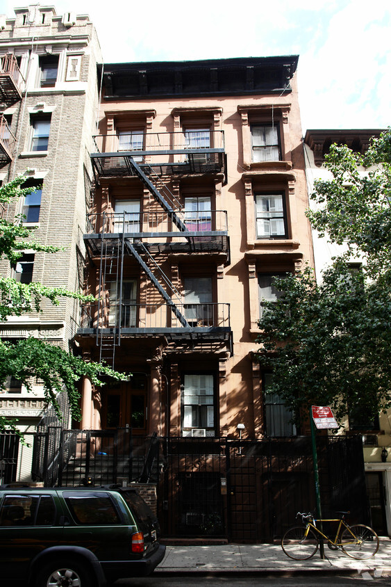 Primary Photo - 353 W 51st St