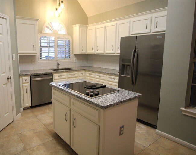 Foto del edificio - 3907 Princeton Park Ct