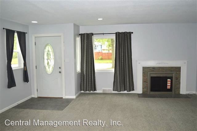 Building Photo - 3 br, 2.5 bath House - 1507 Rockne Dr.