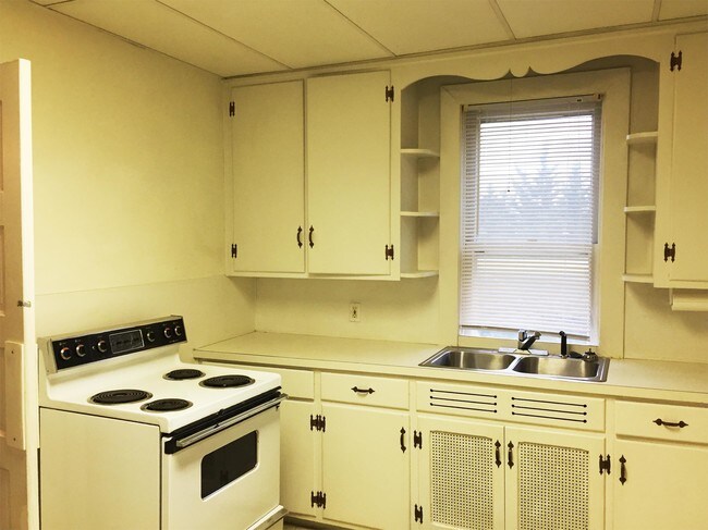 Foto del edificio - 1106 Oak Hill Ave