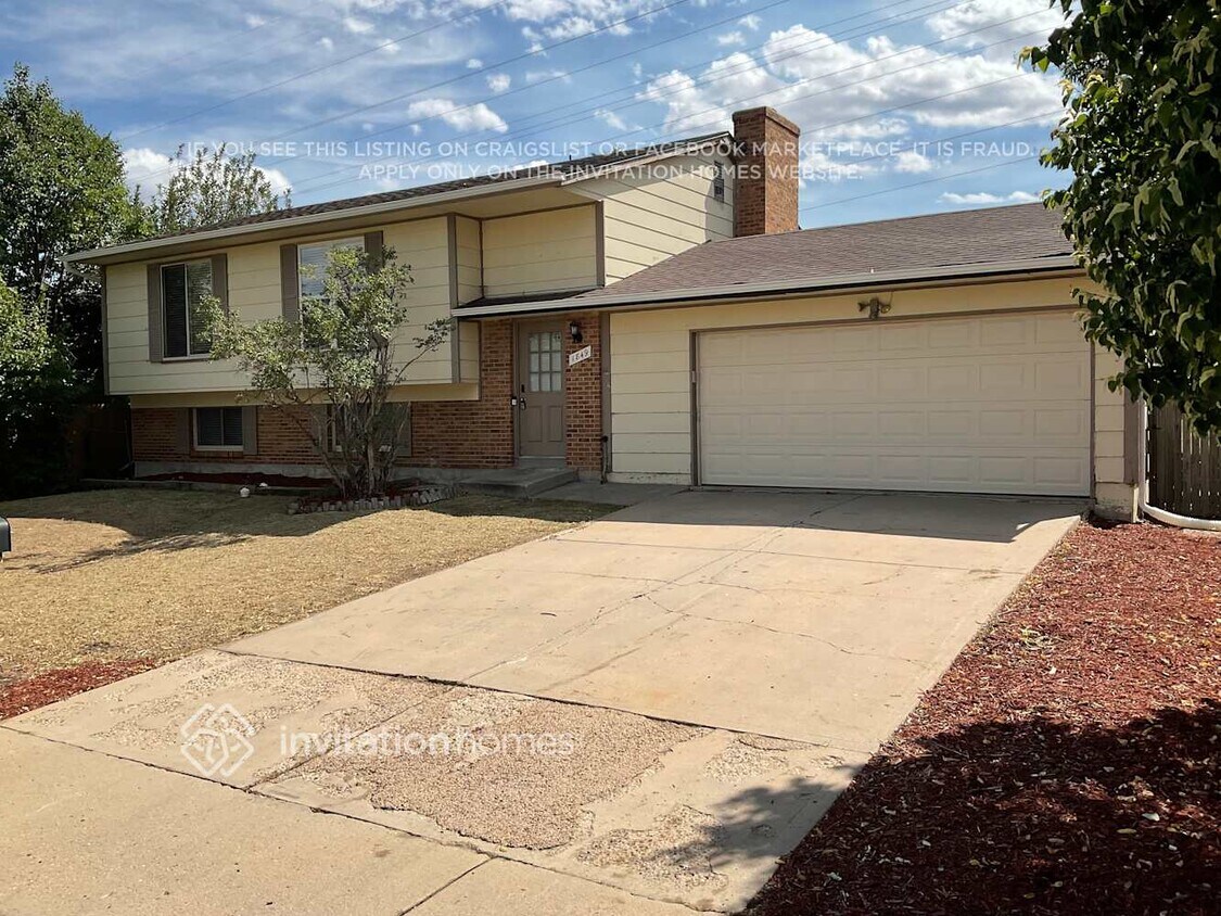 Primary Photo - 1849 S Salida Cir
