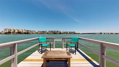 Building Photo - 7901 Boca Ciega Dr