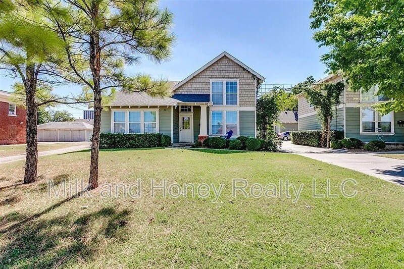 Foto principal - 1214 NW 22nd St
