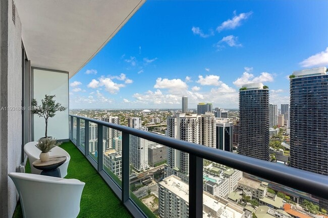 Foto del edificio - 1100 S Miami Ave