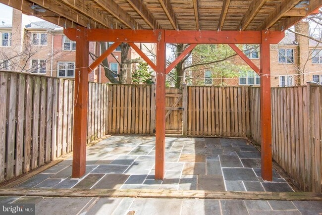 Foto del edificio - 7782 Marshall Heights Ct