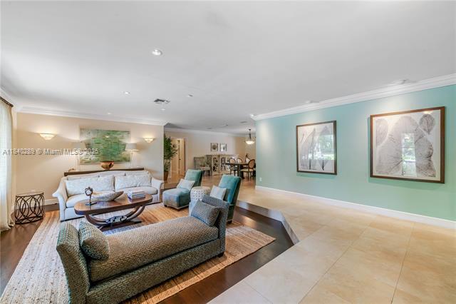 Foto del edificio - 5870 SW 96th St