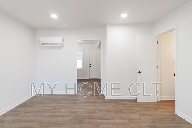 Foto del edificio - 931 Cantwell St