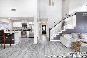 Foto del edificio - 13319 Stairock St