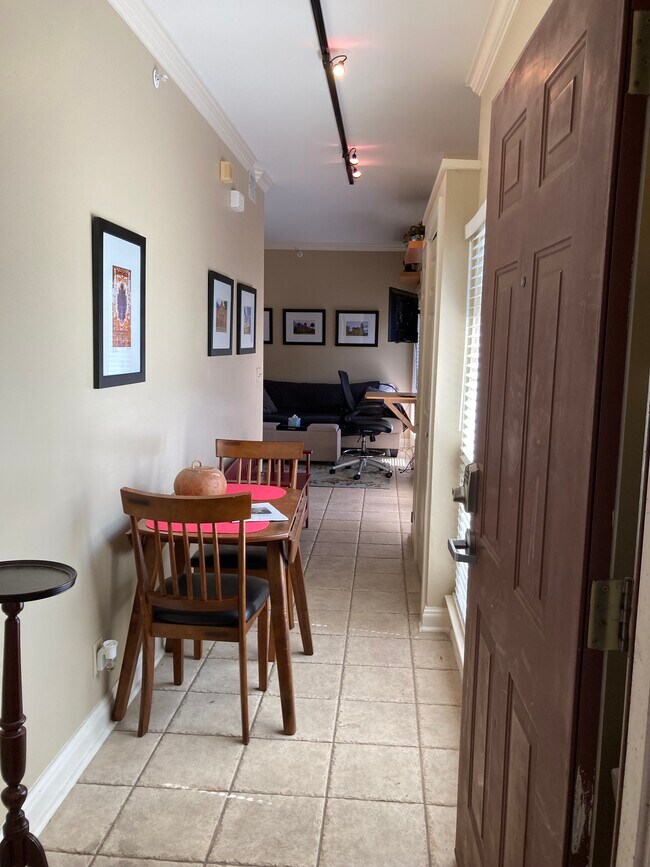 Building Photo - 221 Lexington Ave