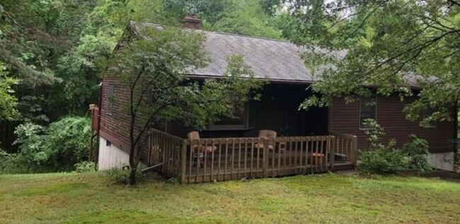 Building Photo - 157 Separatist Rd