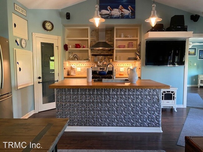 Building Photo - 2 br, 3 bath House - 409 COPANO BAY