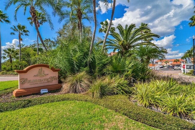 Foto del edificio - 5000 Culbreath Key Way