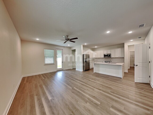 Building Photo - 11661 Bay Hl Cir