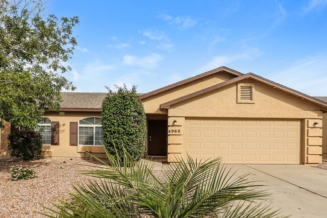 Building Photo - 4966 E Magnus Dr