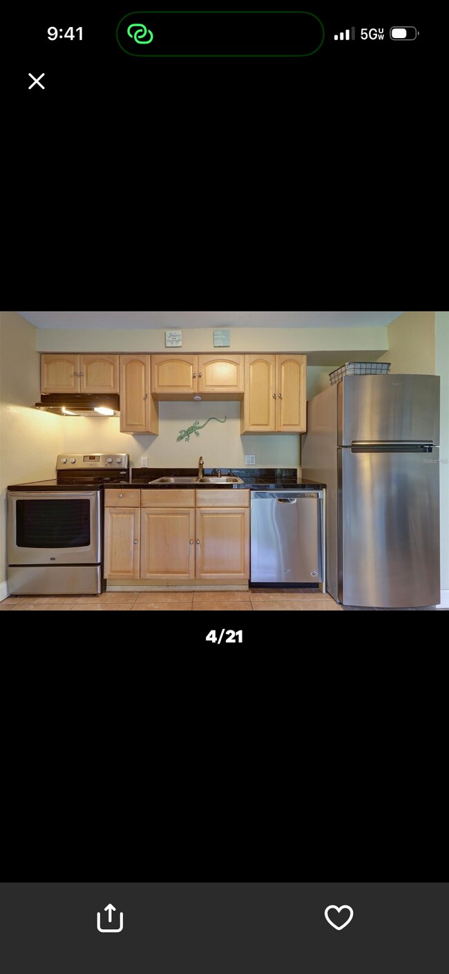 Building Photo - 4215 E Bay Dr