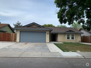 Building Photo - 301 Goldrun Dr