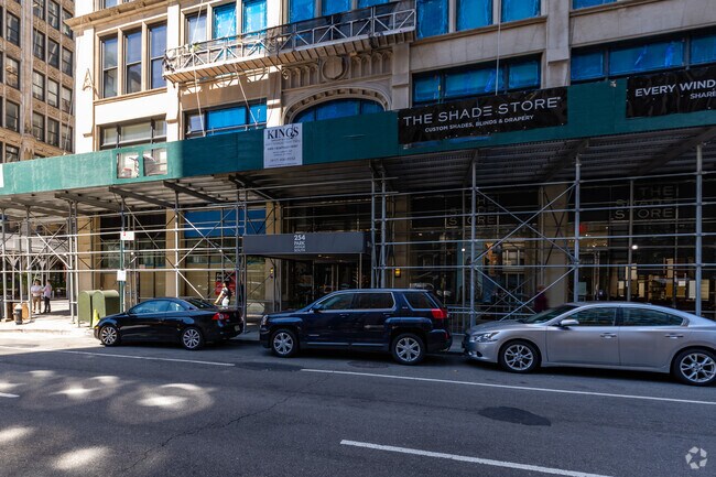 Building Photo - 254 Park Ave S