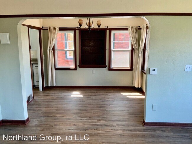 Building Photo - 3 br, 2 bath House - 2652 48th Ave SW