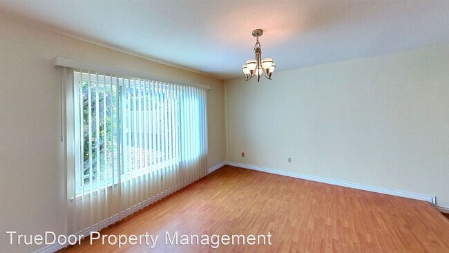 Foto del edificio - 4 br, 2.5 bath House - 155 Carmody St.
