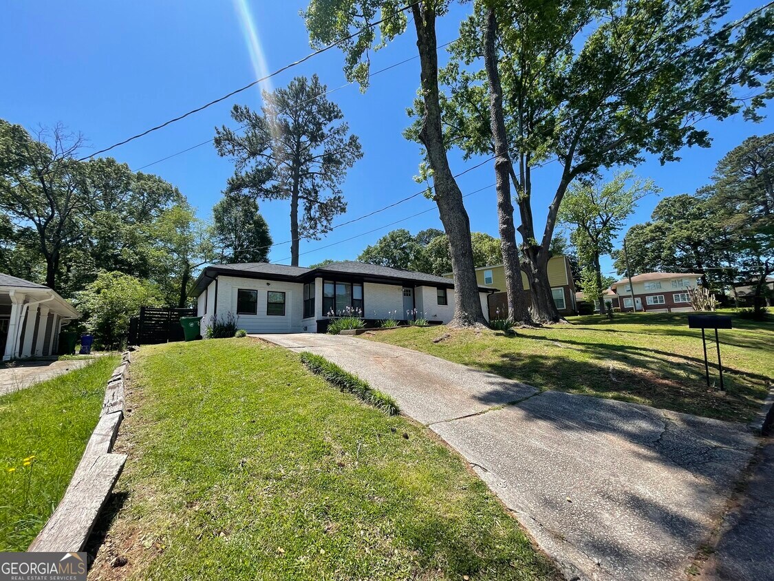 Foto principal - 2597 Glenvalley Dr