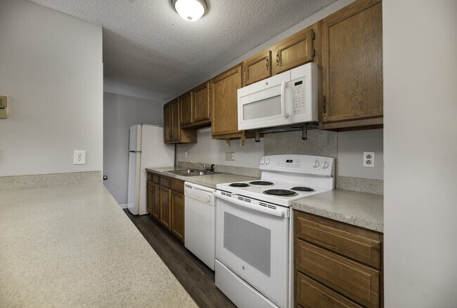 Foto del edificio - 6128 Meadow Rose Lane, Charlotte, NC 28215