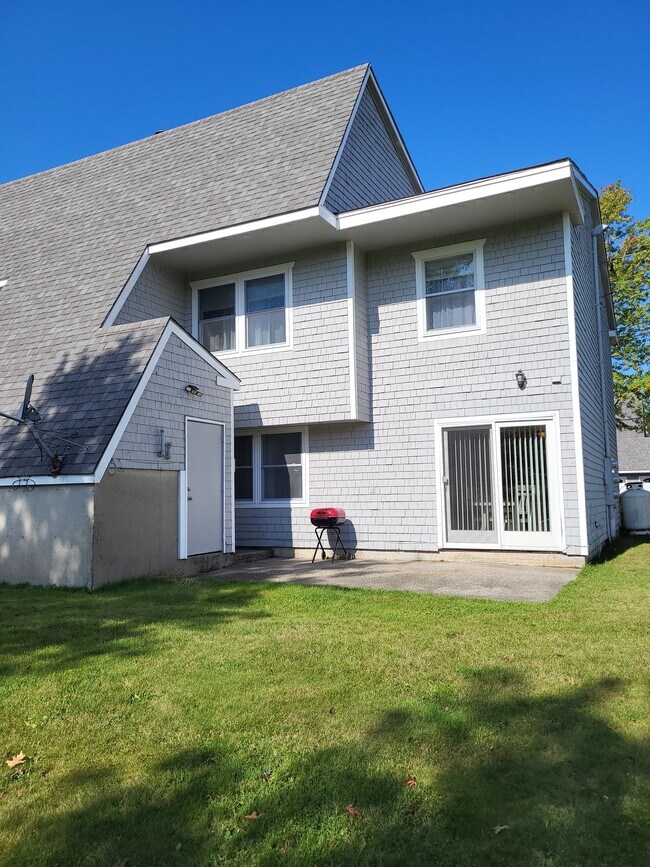 Patio trasero - 18 Beachwood Bay Dr