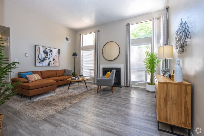 2BR, 2BA - 1,143SF - Living Room - Mesa Del Oso
