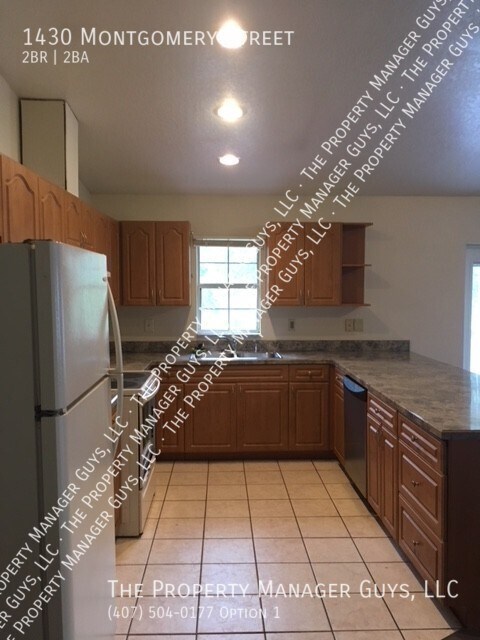 Foto del edificio - **LEASE PENDING** - 2/2 For Rent in Deland...