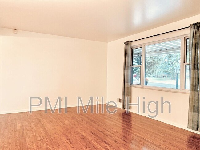 Foto del edificio - 10901 Acoma St
