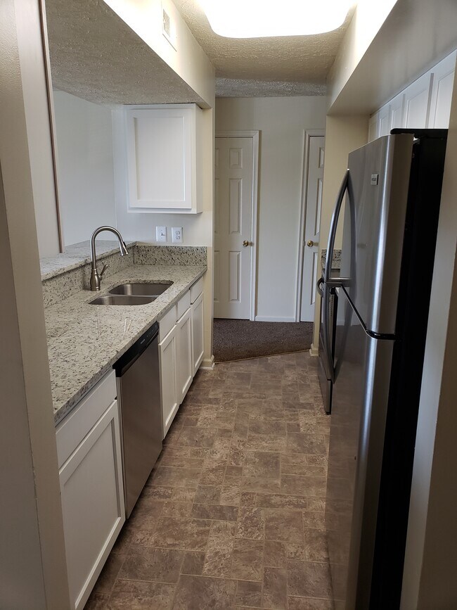 Galley kitchen - 83 E Grandview Ave