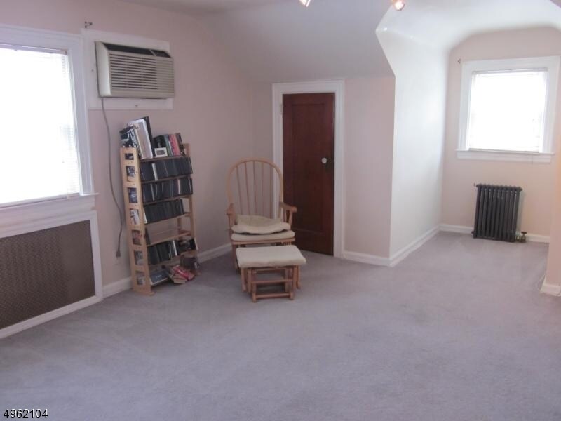 315 Luddington Ave, Clifton, NJ 07011 Room for Rent in Clifton, NJ