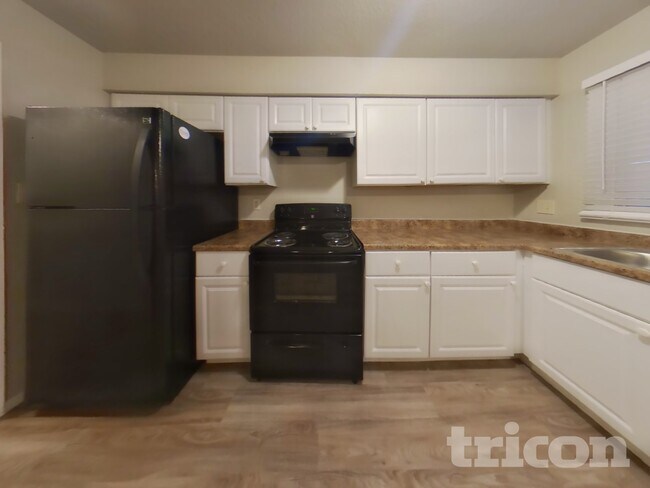 Foto del edificio - 1349 W Morrow Dr