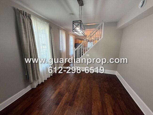 Building Photo - House on Selby Avenue Available Now, HW Fl...