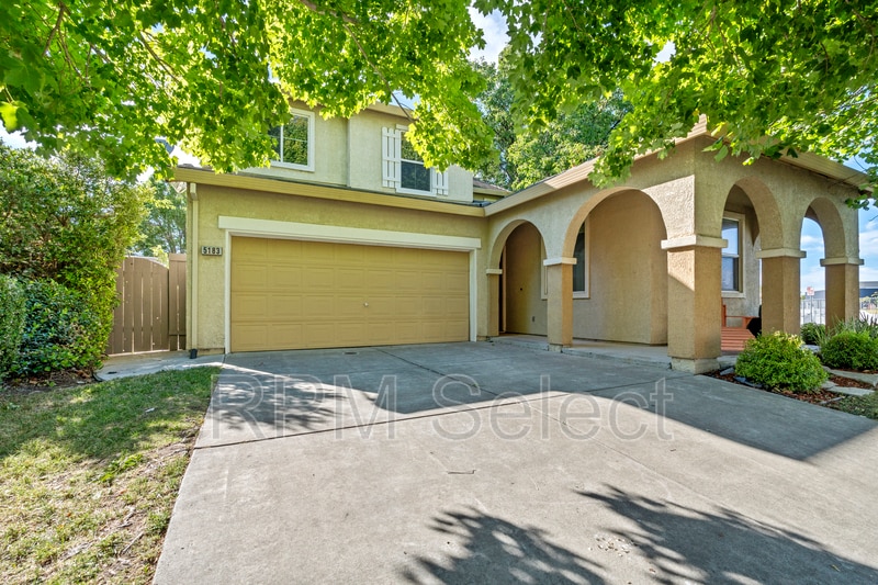 Primary Photo - 5183 Bissett Way