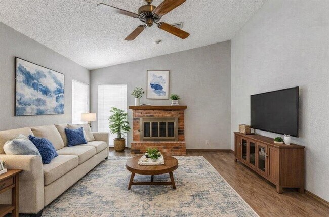 Foto del edificio - 1220 Sequoyah St