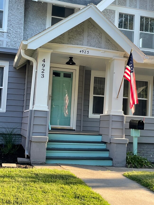 Photo - 4923 Chicago St House