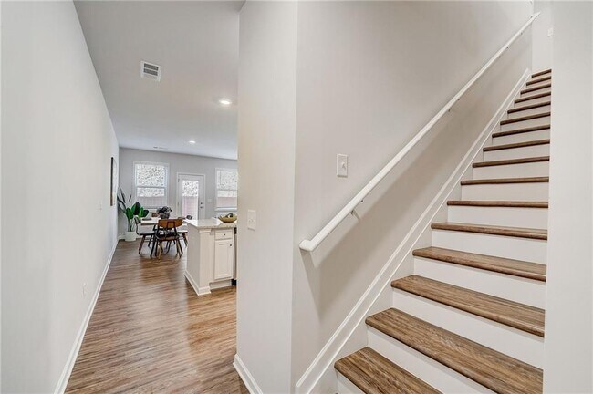 Foto del edificio - 224 Turner Ln